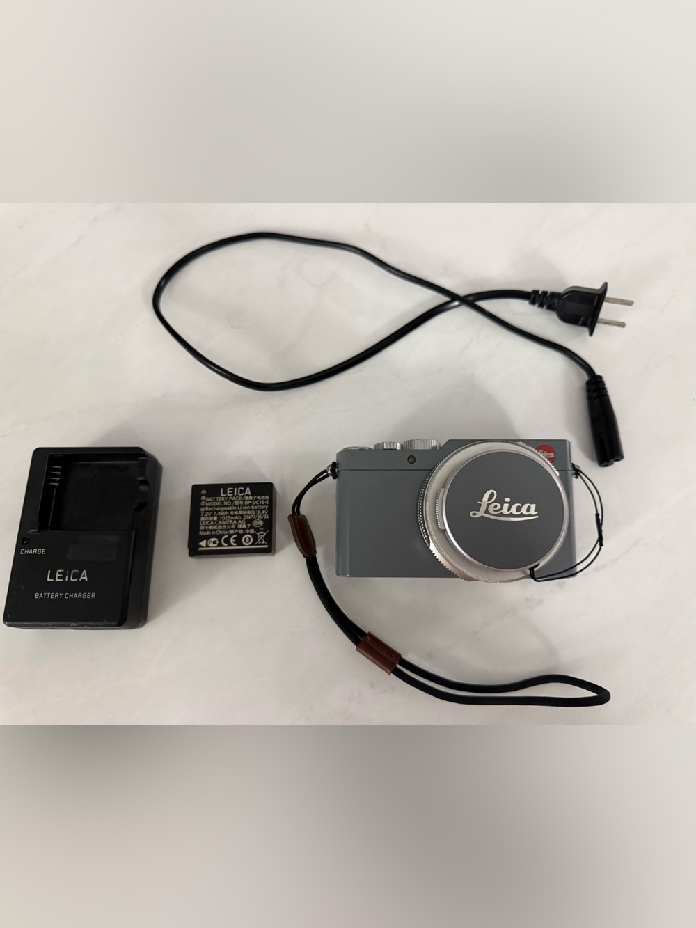 Leica D-LUX Typ 109 12.8MP Digital Camera